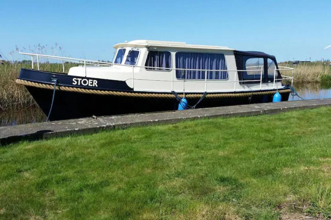 Boat Stoer - Inclusief Sloep Jutrijp מראה חיצוני תמונה