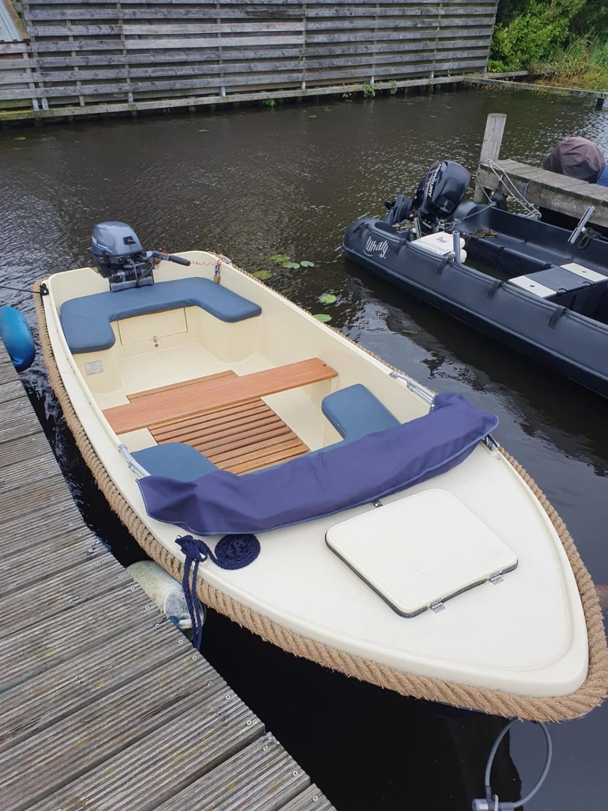 Boat Stoer - Inclusief Sloep Jutrijp מראה חיצוני תמונה